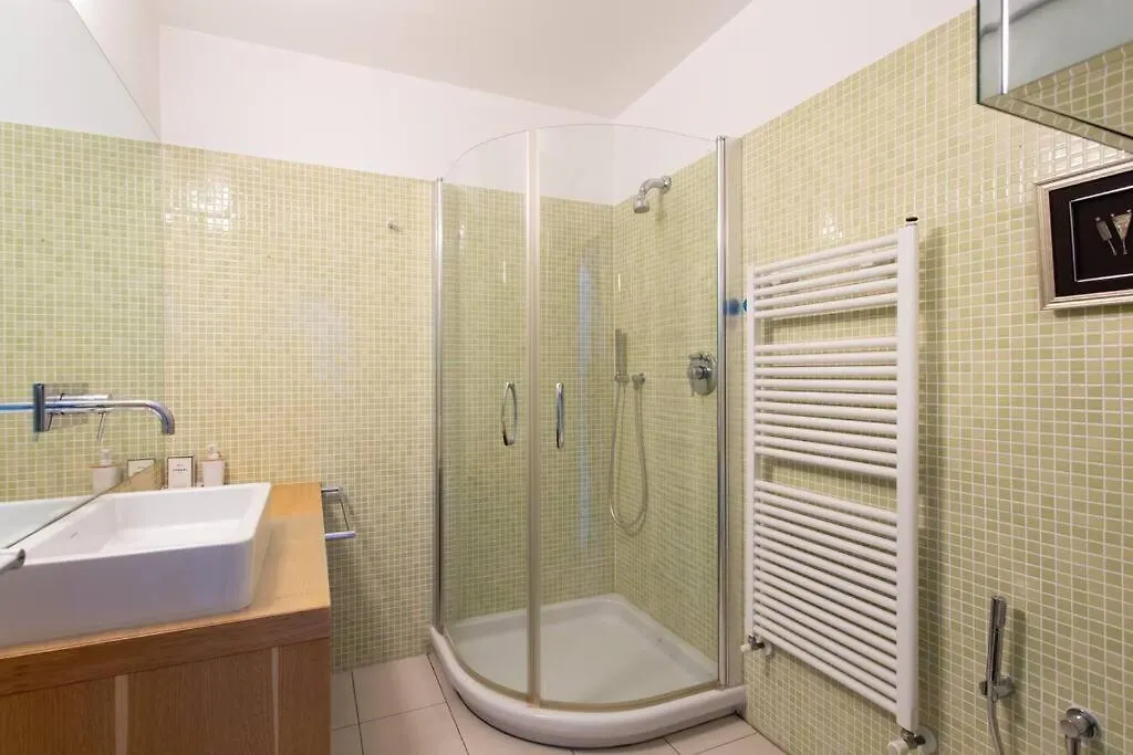 A2 - 1 Bdr Antibes Sea & Port View - Ac, Garage & Terrace Apartment